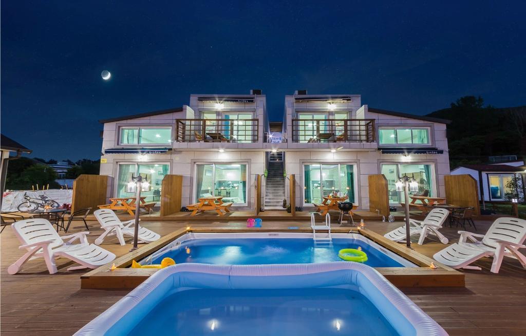 Dolsanmaru Pension Йосу Екстериор снимка
